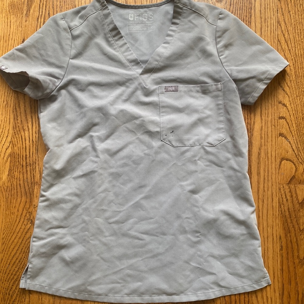 Figs Scrub Top
